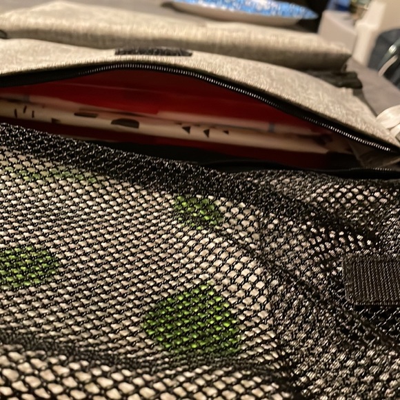 Skiphop Pronto Baby Changing Station Hand Held Diaper Bag (ette) - Picture 8 of 13